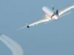 Leteli popri Airbuse A380 s jetpackmi (Dubaj)
