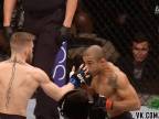 UFC šampiónom za 13 sekúnd (José Aldo vs. Conor McGregor)