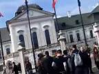 Demonštrácia klamárov a podvodníkov Bratislava 27 Mája 2015