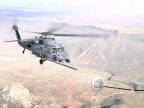 Tankovanie vrtuľníka Black Hawk vo vzduchu