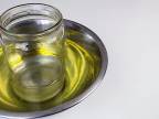 Ako rezať sklo pomocou oleja?