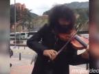 Čarovný sláčik Aru Malikiana (jeden z top huslistov sveta)