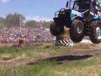 Šialené traktorové preteky z Ruska