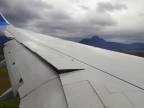 Silný bočný vietor nedovolil lietadlu pristáť (Salzburg)