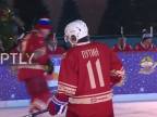 Putin opäť ukázal svoje hokejové umenie v zápase pod holým