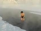 Japonský turista sa kúpal pri -60°C (Rusko)