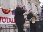 Protest proti spolitizovanému súdu s Mazurekom