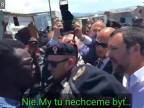 Matteo Salvini navštívil jeden z utečeneckých táborov