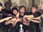 6 hudobníkov a jedno ukulele (The Waffle Stompers)