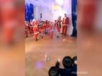 Pyrotechnik pripravil pre deti ohňostroj! (Kazachstan)