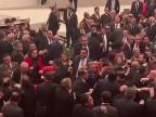 Bitka v tureckom parlamente (Ankara)
