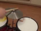 Ako hrať na bubnoch (psycho verzia)