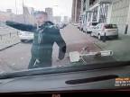 Tragéd chcel obviniť muža, že ho zrazil autom (Holandsko)
