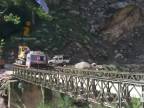 Preťažili most, utrpeli vážne zranenia (India)
