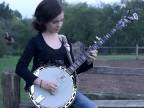 Talentovaná Willow Osborne hrá na banjo od 4 rokov