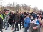 Provokovanie polície na demonštrácií (Rusko)