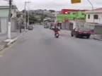 Brazílska polícia prenasleduje na motorkách zlodejov (Sao Paulo)