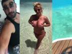 Britney Spears si užívala dovolenku, ukázala fanúšikom aj prsia