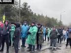 Ukrajinci blokujú prístup k jadrovej elektrárne vlastnými telami