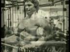 Legendárne bicepsy Arnolda Schwarzeneggra
