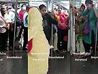 A ako sa nastupuje do vlaku v indickom Bombaji?
