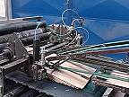 Jagenberg-ov skladací a lepiaci stroj na výrobu kartónových obalov