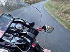 Motorkár sa takmer v 90 km/h zarazil s jeleňom, celé to natočil na GoPro