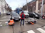 V Rakúsku opäť blokovali premávku, posádka auta so slovenskou ŠPZ sa nedala