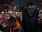 V mestskej časti West Village v New Yorku oslavujú Halloween každý rok takto