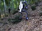 Lynx od DEEPRobotics je robot do každého terénu, ma šialené schopnosti!