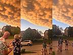 Nádherné oblaky mammatus, ktoré sa sformovali nad Indianapolisom po tornáde