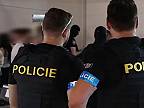 Polícia zasiahla proti podvodným call centrám v Ukrajine, štyria Česi obvinení