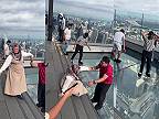 MAHANAKHON SKYWALK v thajskom Bangkoku nie je pre každého