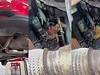 Muž dal do servisu auto pretože neštartovalo, mechanik mu neskôr poslal video