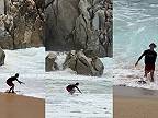 5-násobný majster sveta v skimboardingu Lucas Fink sa predvádzal na pláži v Braz