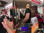 Vreckári dostali v rímskom metre príučku, youtuberi použili aj obranný sprej!