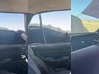 Urastený býk im trošku „vytuniľ” auto