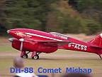 Historické lietadlo De Havilland DH.88 Comet sa pri pristávaní prevrátilo 
