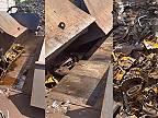 Malý nakladač šiel do starého železa (hydraulického lisu)