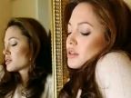 Krásna Angelina Jolie