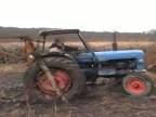 Zapadnutý traktor