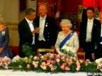 Barack Obama sa strápnil pred kráľovnou