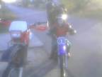 5 rocny chlapec riadi motocykel Yamaha ttr 90