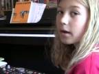 Dievčatko vám ukáže, ako sa robí hudba