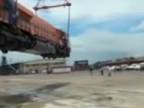 Pád 200 tonovej lokomotívy zo 6 metrov