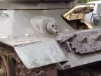 Tank T 34 vs. Wolkswagen