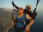 Chlapík s fóbiou z výšok na paraglidingu