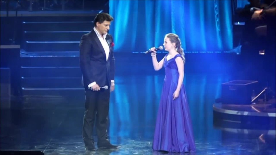 Amira Willighagen O Sole Mio
