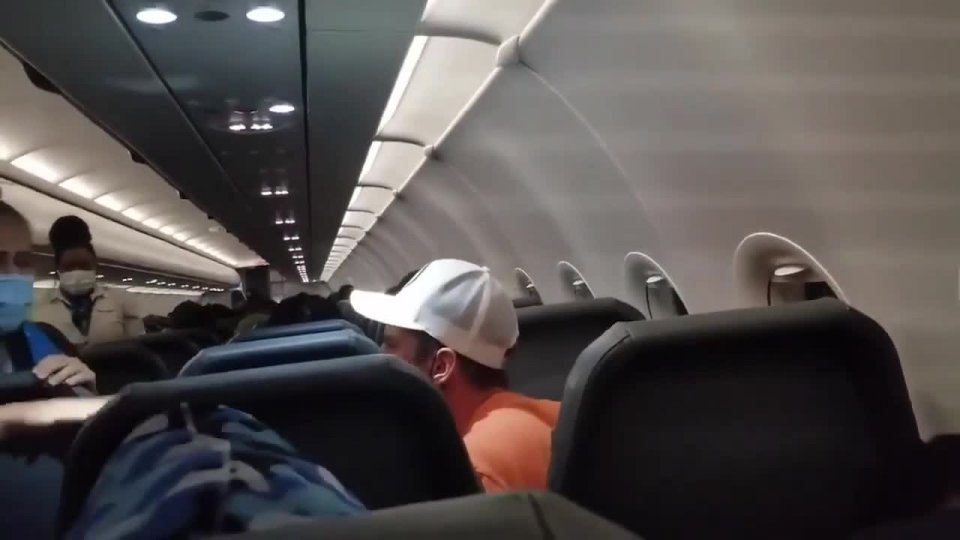 Сняли с самолета. Unruly Passenger restraining. An Unruly Passenger is.