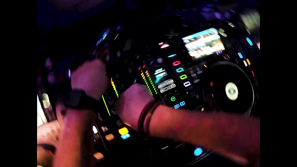 RAIN RADIO LIGHTERS UP Mojevideo